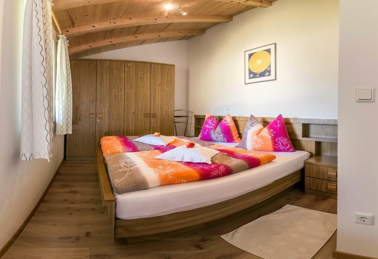 Mareinhof - Urlaub Auf Dem Apfelbauernhof Apartman Parcines Kültér fotó